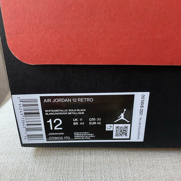 Air Jordan 12 Retro - Picture 6 of 7